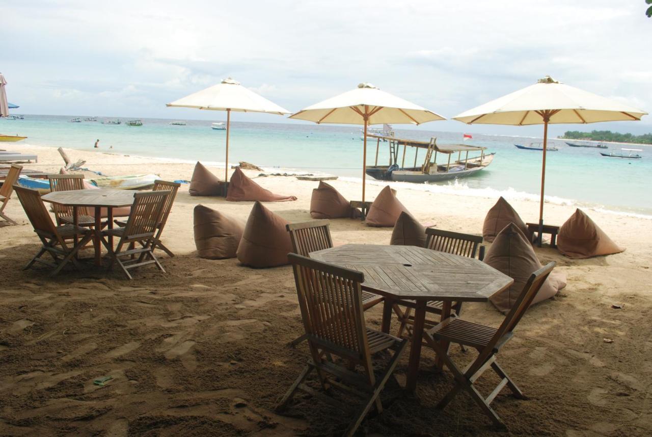 Gili Smile Bungalow Gili Trawangan Luaran gambar