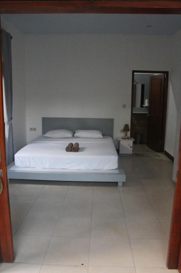 Gili Smile Bungalow Gili Trawangan Luaran gambar