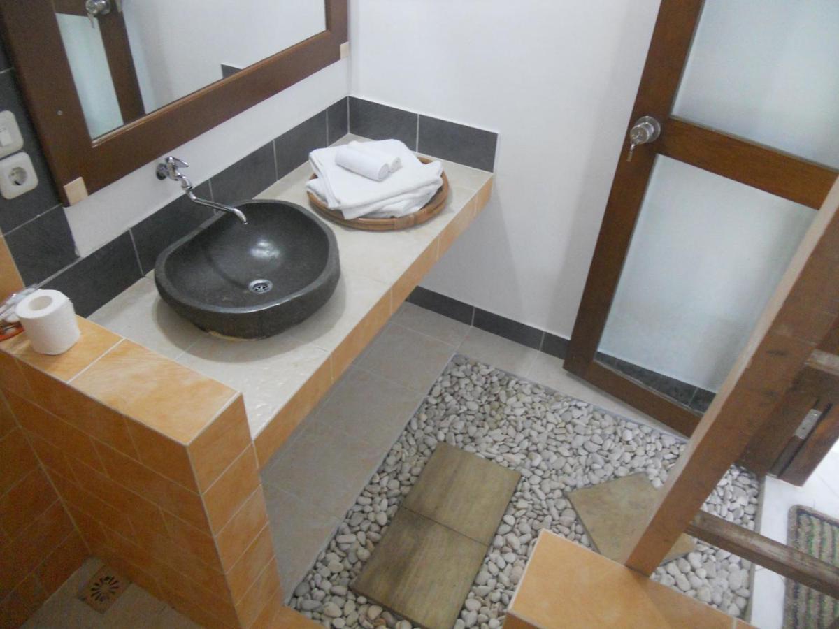 Gili Smile Bungalow Gili Trawangan Luaran gambar