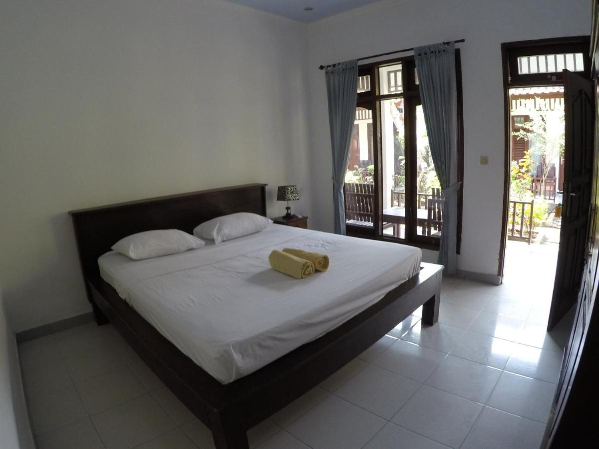 Gili Smile Bungalow Gili Trawangan Luaran gambar